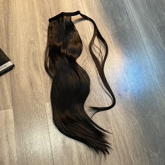 📦Black ponytail 20” - Picture 2 of 4